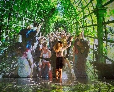 Dancewalk Retroperspectives © Anastasia Zueva 370x300