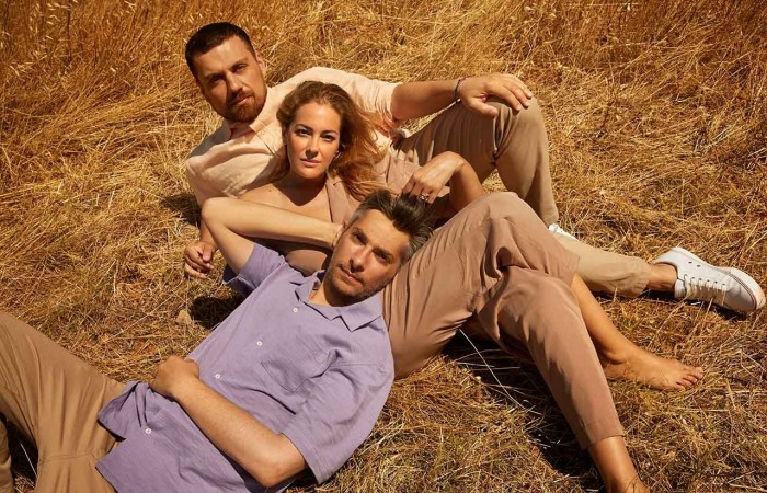 _0000_ΜουσικήΤεχνόπολη_Νατάσσα Μποφίλιου-Θέμης Καραμουρατίδης-Γεράσιμος Ευαγγελάτος